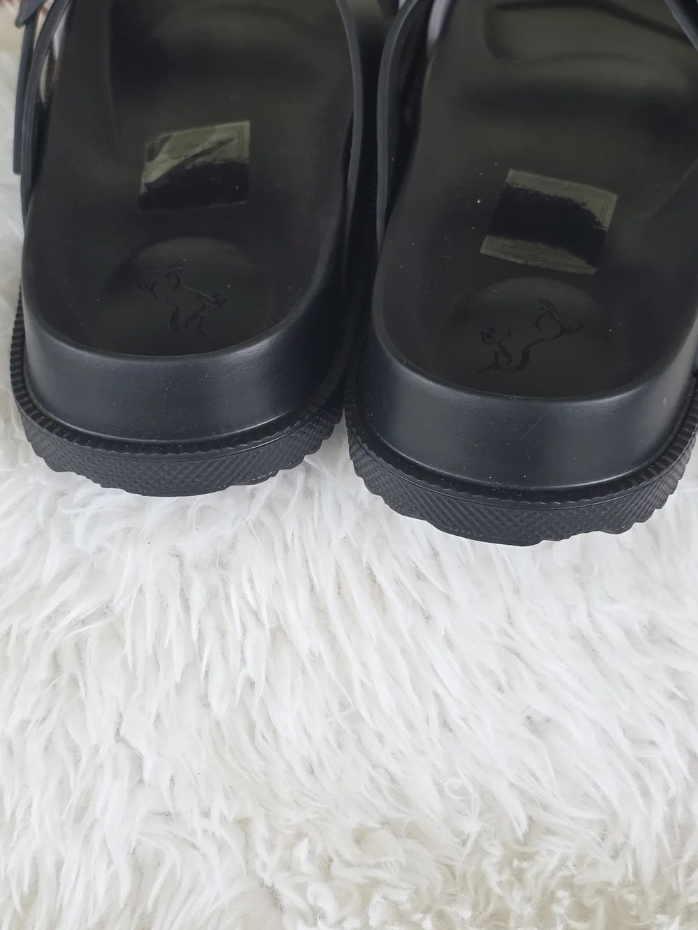Women ’s Two-Tone Adjustable Slide Sandals - Black & Light Gray